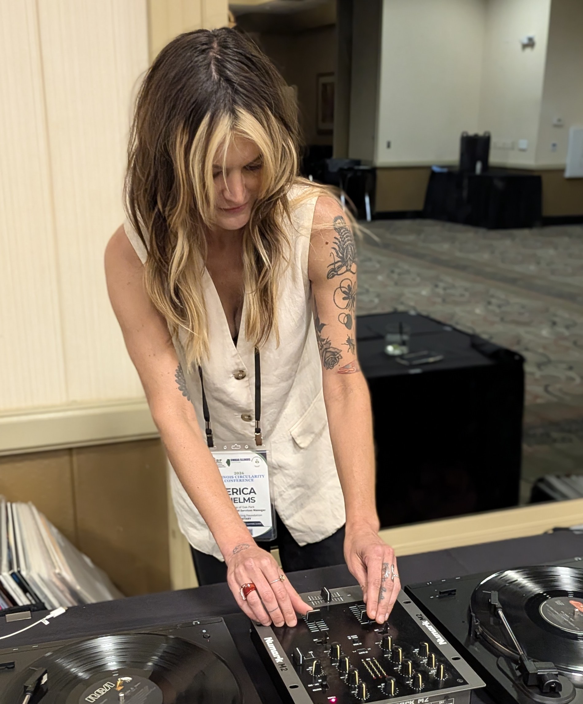DJ Erica spinning records after dinner at ICC 2026